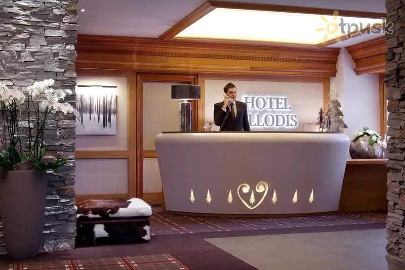 Фото отеля Allodis Hotel 4* Мерибель Франция лобби и интерьер