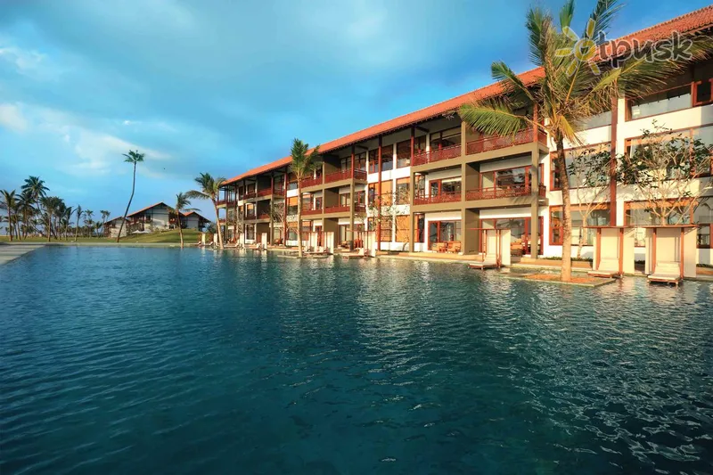Фото отеля Anantaya Resort & Spa Chilaw 4* Чилау Шри-Ланка экстерьер и бассейны