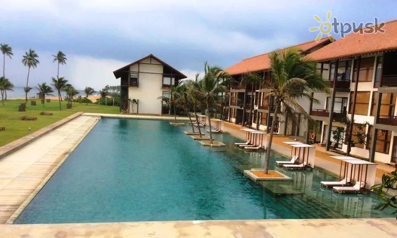 Фото отеля Anantaya Resort & Spa Chilaw 4* Chilaw Šrilanka ārpuse un baseini