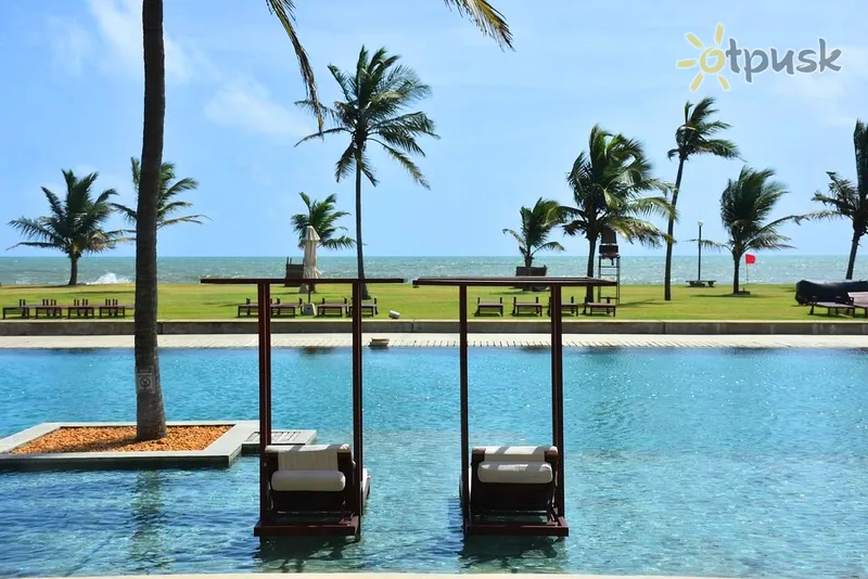 Фото отеля Anantaya Resort & Spa Chilaw 4* Chilaw Šri Lanka išorė ir baseinai