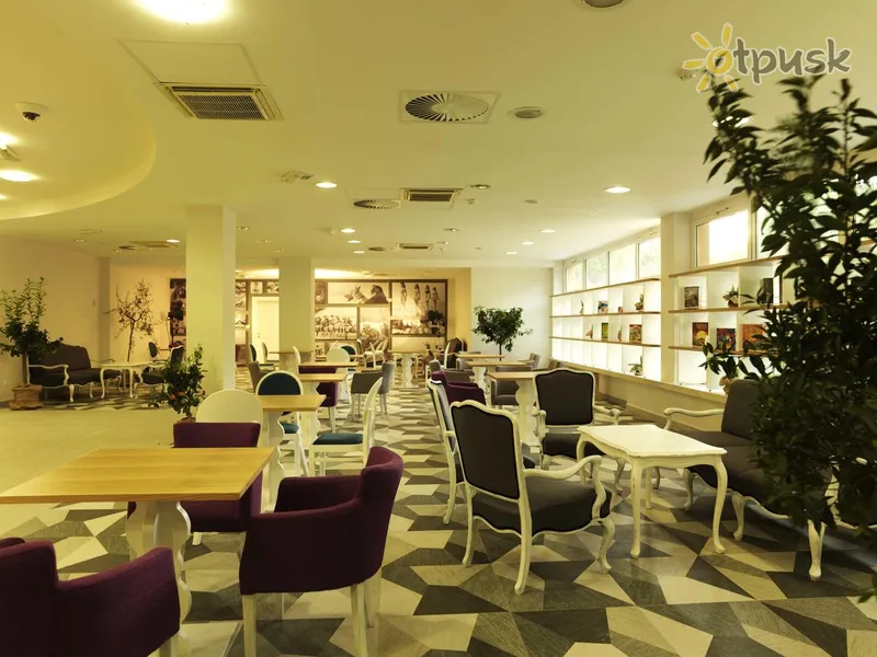 Фото отеля Socializing Hotel Mirna 4* Порторож Словения лобби и интерьер
