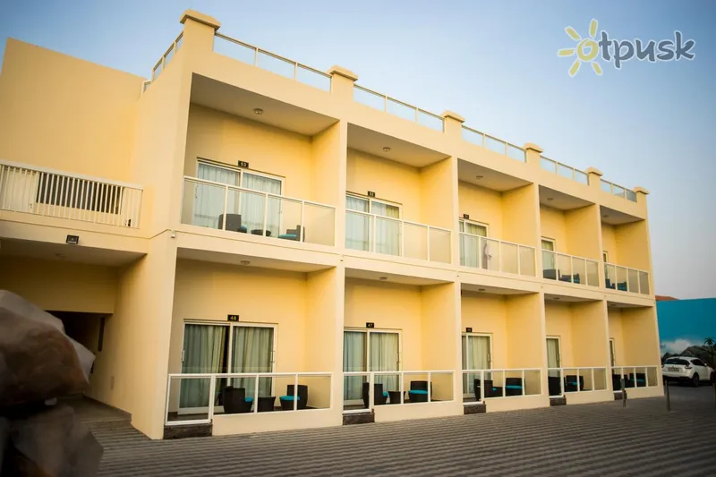 Фото отеля Royal Residence Hotel & Spa 3* Умм Аль-Кувейн ОАЭ экстерьер и бассейны