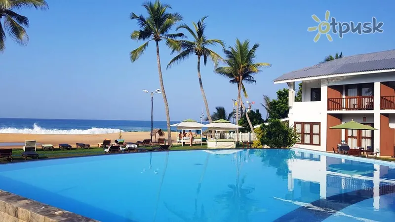 Фото отеля Avenra Beach Hotel 4* Hikaduva Šrilanka ārpuse un baseini
