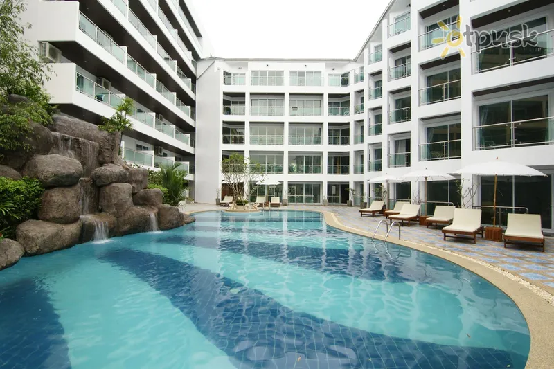 Фото отеля Dragon Beach Resort Jomtien Pattaya 3* Паттайя Таиланд экстерьер и бассейны
