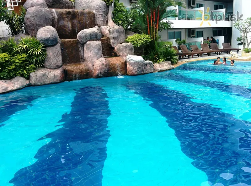 Фото отеля Dragon Beach Resort Jomtien Pattaya 3* Pataja Taizeme ārpuse un baseini