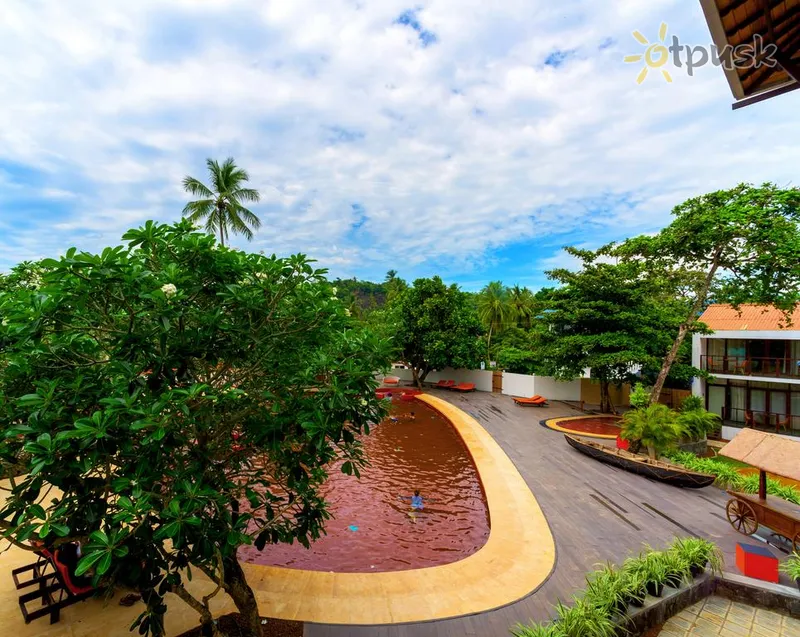 Фото отеля Calamander Unawatuna Beach 3* Унаватуна Шрі Ланка екстер'єр та басейни