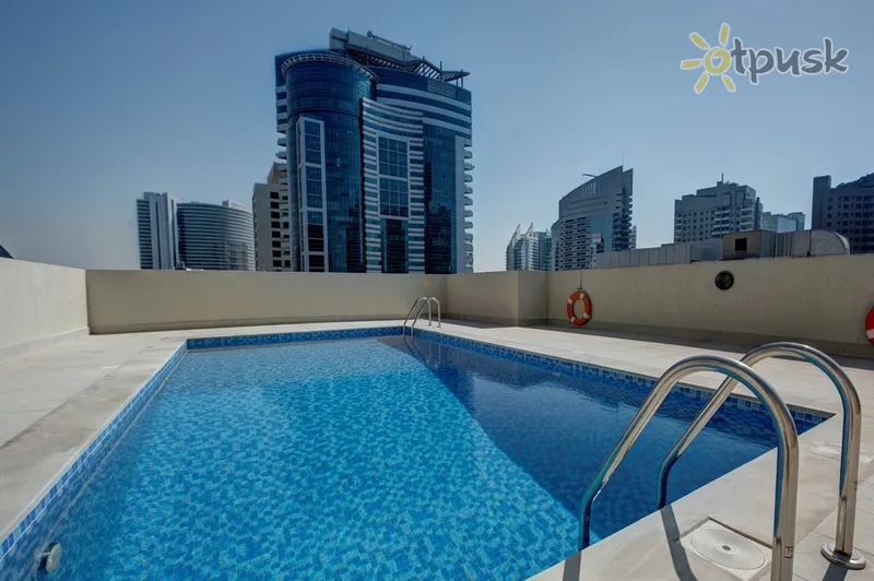Фото отеля Class Hotel Apartments 4* Дубай ОАЭ экстерьер и бассейны