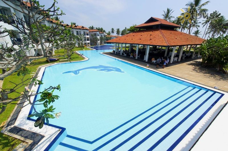 Фото отеля Club Hotel Dolphin 4* Вайккала Шри-Ланка экстерьер и бассейны