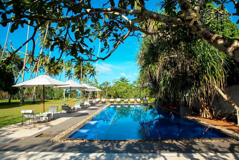 Фото отеля Club Villa Bentota 5* Бентота Шри-Ланка экстерьер и бассейны