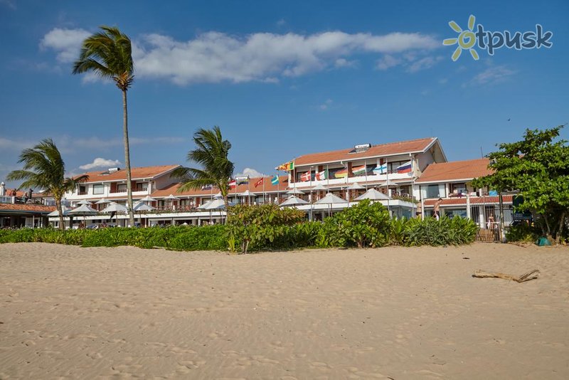 Фото отеля Coral Sands Hotel 3* Хіккадува Шрі Ланка пляж