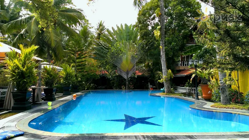 Фото отеля Flower Garden Hotel 3* Унаватуна Шрі Ланка екстер'єр та басейни