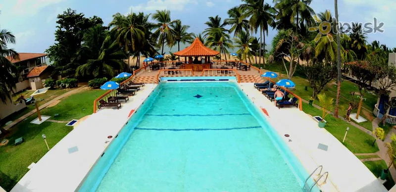 Фото отеля Golden Star Beach Hotel 3* Негомбо Шрі Ланка екстер'єр та басейни