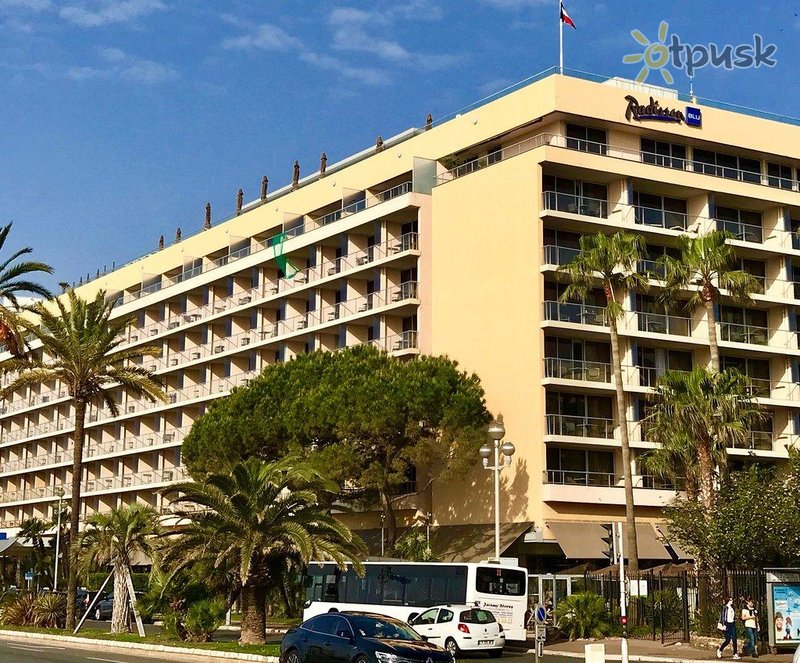 Фото отеля Radisson Blu Hotel Nice 4* Ницца Франция экстерьер и бассейны