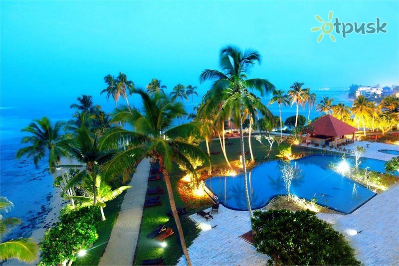 Фото отеля Hikka Tranz by Cinnamon 4* Хиккадува Шри-Ланка пляж