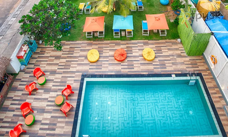 Фото отеля J Hotel 3* Негомбо Шрі Ланка екстер'єр та басейни
