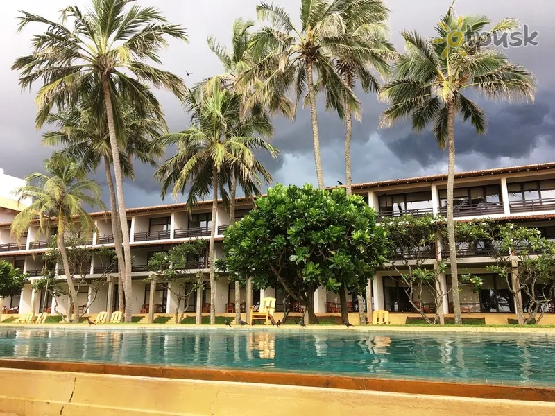 Фото отеля Jetwing Beach 5* Негомбо Шри-Ланка экстерьер и бассейны