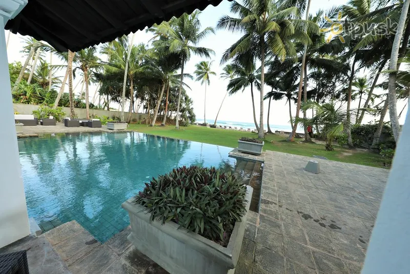 Фото отеля Era Beach 4* Унаватуна Шри-Ланка экстерьер и бассейны