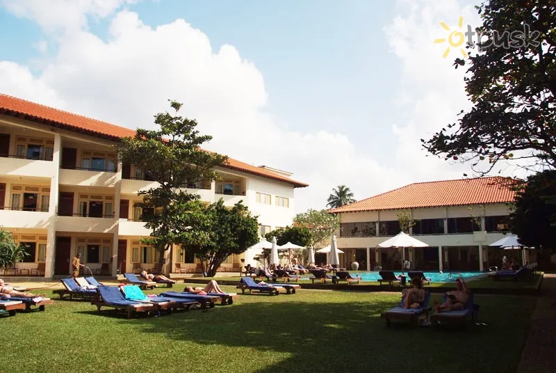 Фото отеля Mermaid Hotel & Club 3* Калутара Шрі Ланка екстер'єр та басейни