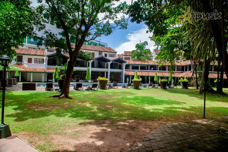 Фото отеля Palms Mount Lavinia 3* Kolombo Šrilanka ārpuse un baseini