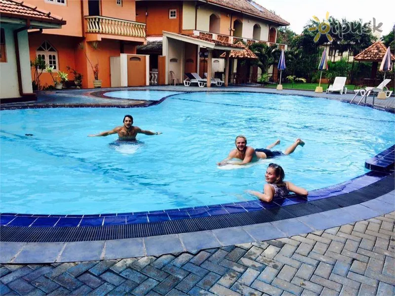 Фото отеля Paradise Holiday Village 3* Негомбо Шрі Ланка екстер'єр та басейни