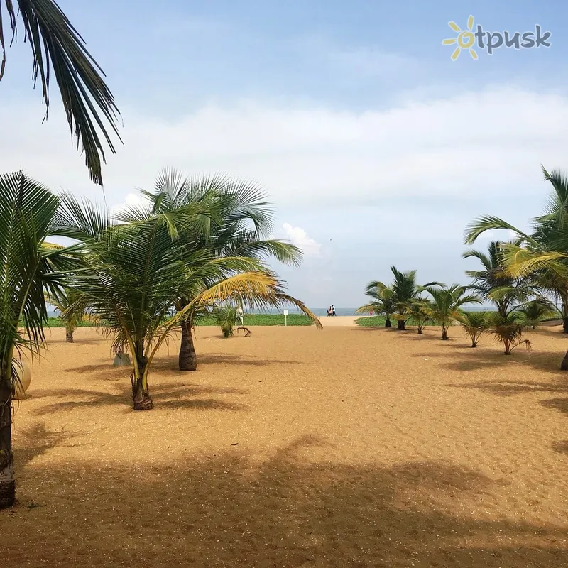 Фото отеля Pegasus Reef 4* Негомбо Шри-Ланка пляж