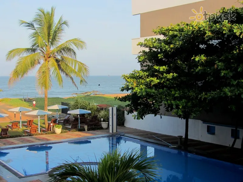 Фото отеля Rani Beach Resort 2* Негомбо Шри-Ланка экстерьер и бассейны