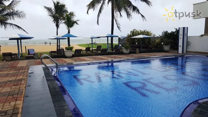 Фото отеля Rani Beach Resort 2* Негомбо Шри-Ланка экстерьер и бассейны