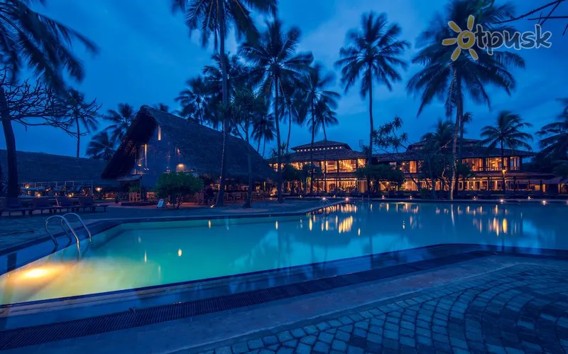 Фото отеля Ranweli Holiday Village 3* Вайккала Шри-Ланка экстерьер и бассейны