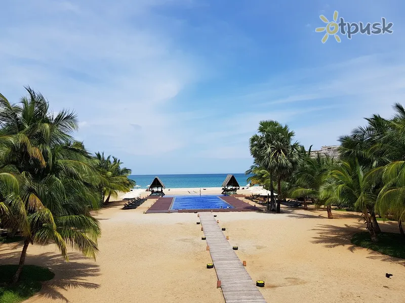 Фото отеля Maalu Maalu Resort & Spa Passikudah 5* Пасикуда Шри-Ланка пляж