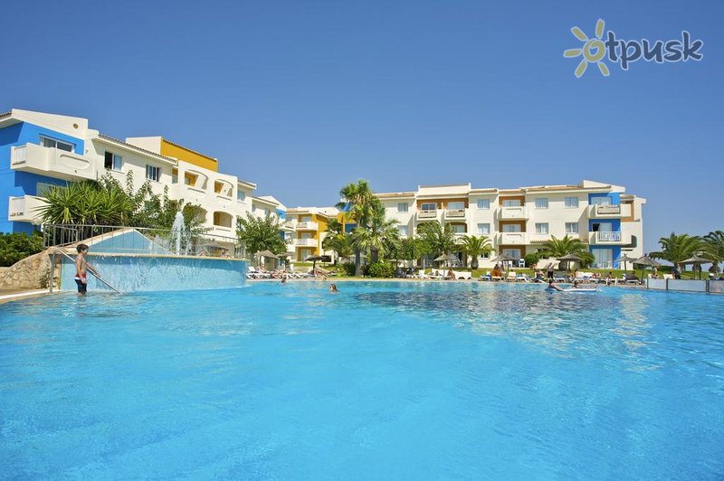 Фото отеля Blau Punta Reina Resort Apart 4* о. Майорка Испания экстерьер и бассейны