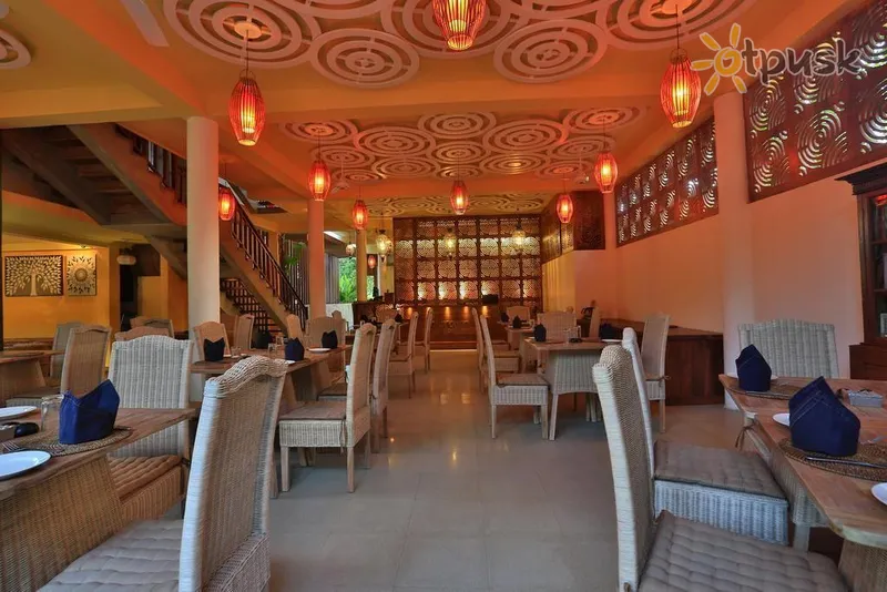 Фото отеля Thaproban Beach House 3* Unawatuna Šri Lanka barai ir restoranai