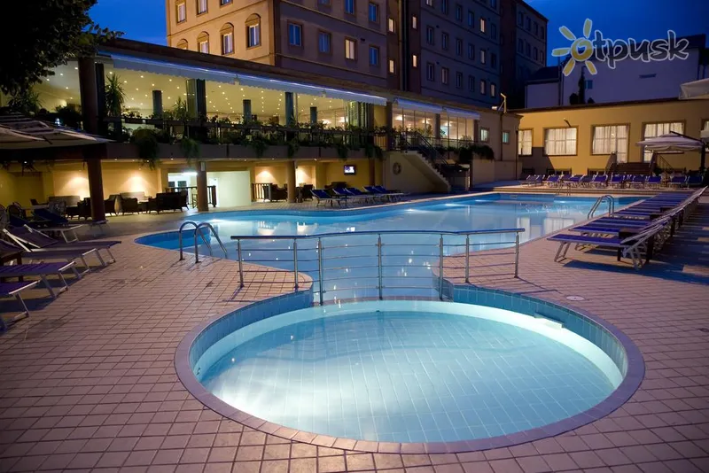 Фото отеля Best Western Congress Hotel 4* Єреван Вірменія екстер'єр та басейни