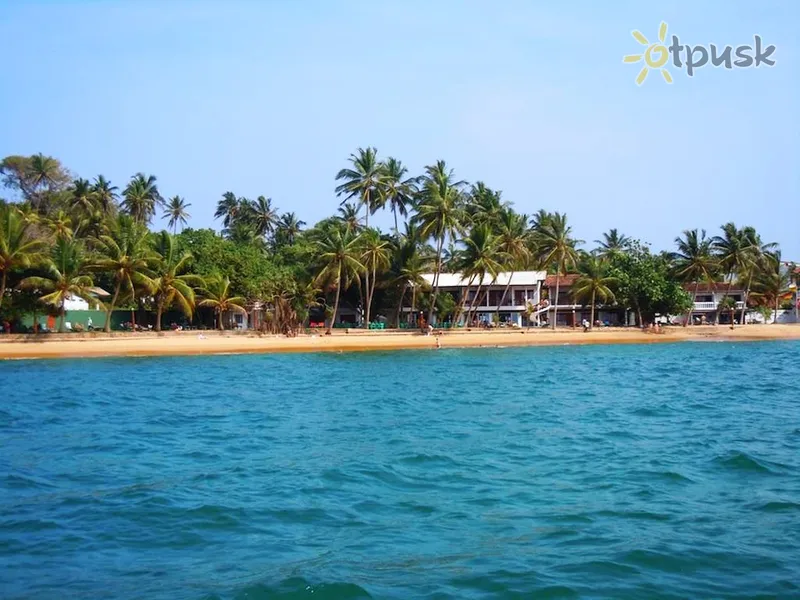 Фото отеля Ypsylon Tourist Resort 2* Берувела Шри-Ланка пляж