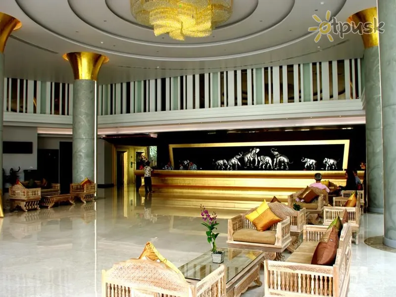 Фото отеля Aiyara Grand Hotel 3* Pataja Tailandas fojė ir interjeras