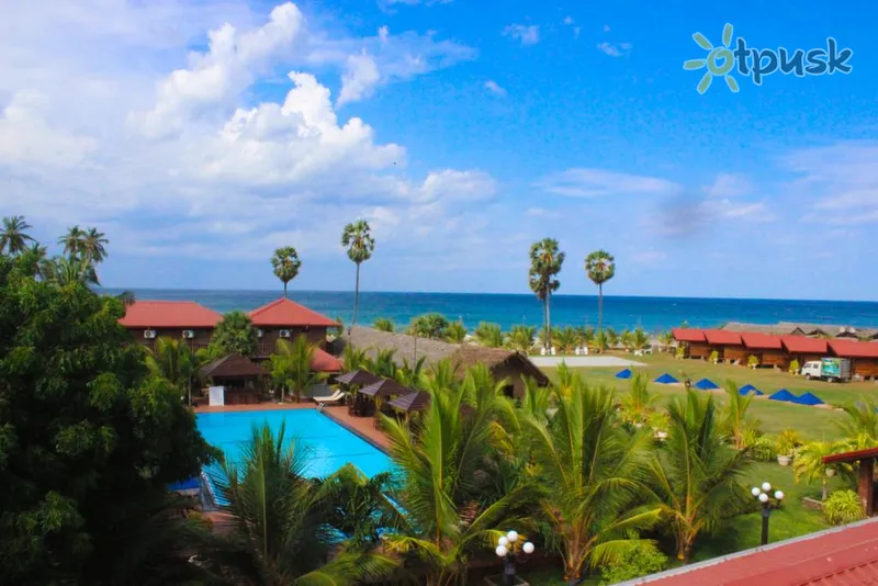 Фото отеля JKAB Beach Resort 4* Трінкомалі Шрі Ланка екстер'єр та басейни