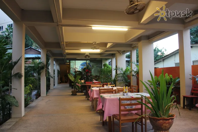 Фото отеля Massuwan House 2* о. Пхукет Таїланд бари та ресторани