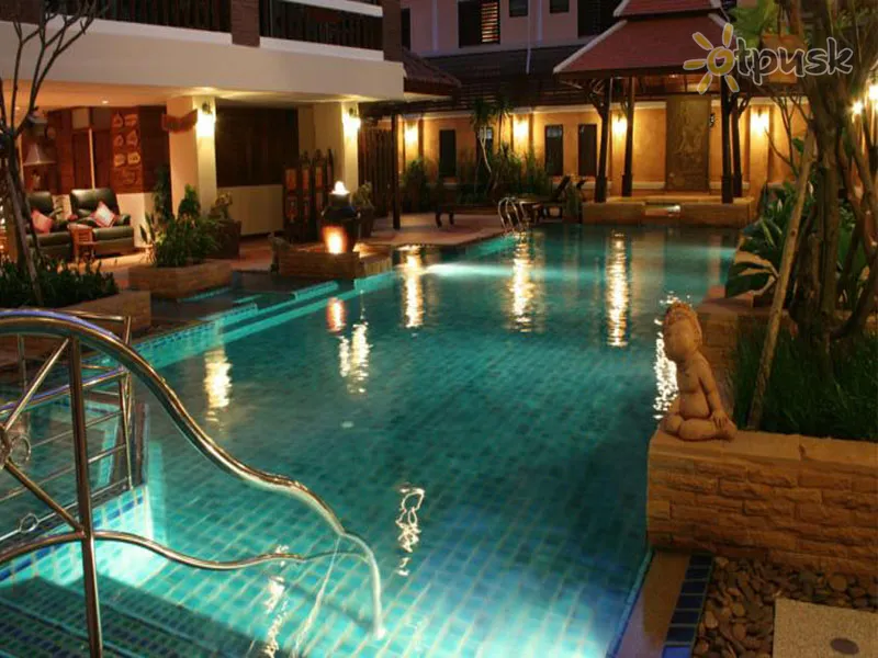 Фото отеля Aiyaree Place 3* Паттайя Таїланд екстер'єр та басейни