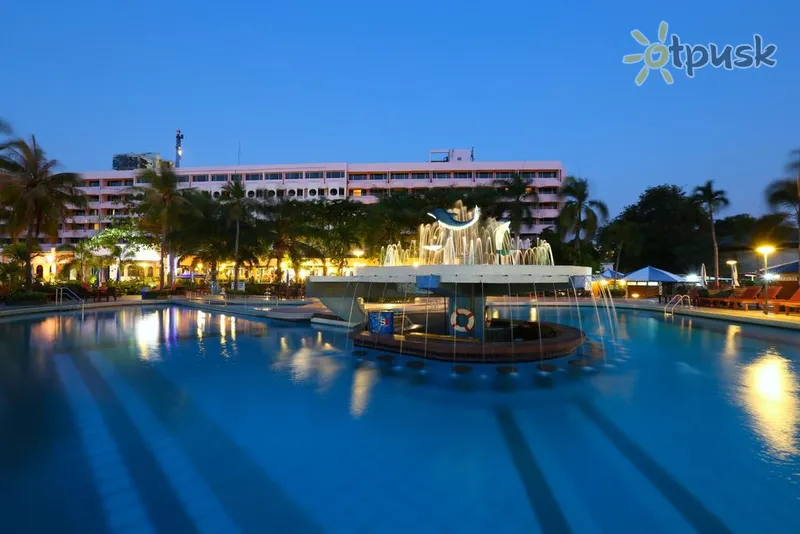Фото отеля Asia Pattaya Hotel 4* Паттайя Таїланд екстер'єр та басейни