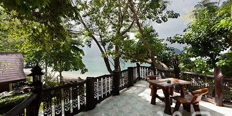 Фото отеля Paradise Pearl Bungalow 3* о. Пхі-Пхі Таїланд екстер'єр та басейни