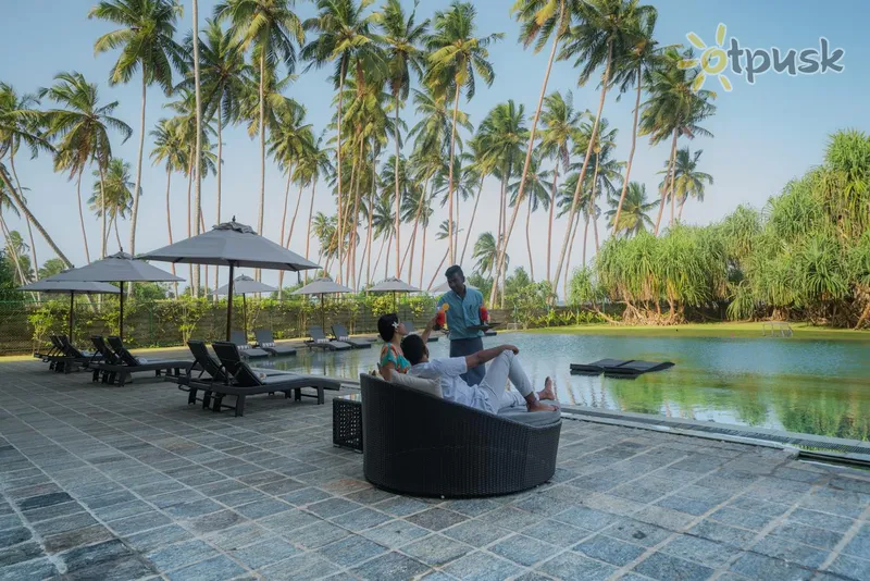 Фото отеля Habitat Hotel Kosgoda 5* Косгода Шри-Ланка экстерьер и бассейны