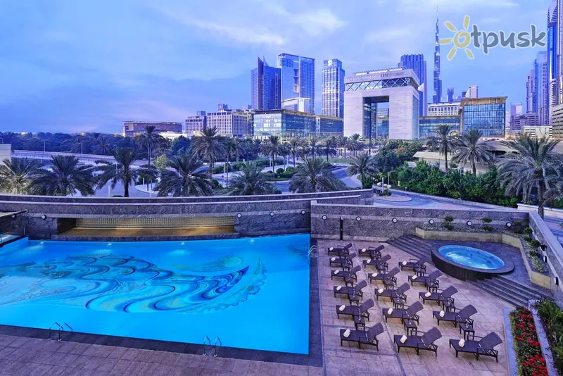 Фото отеля Jumeirah Emirates Towers 5* Дубай ОАЕ екстер'єр та басейни