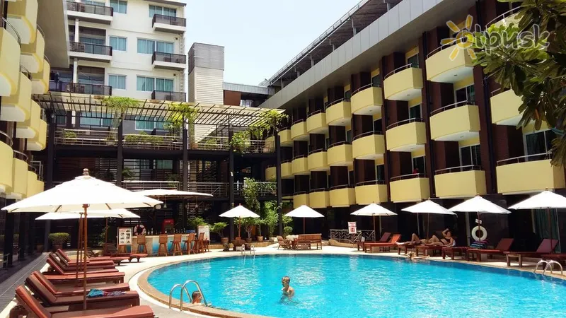 Фото отеля Baron Beach Hotel 3* Паттайя Таиланд экстерьер и бассейны
