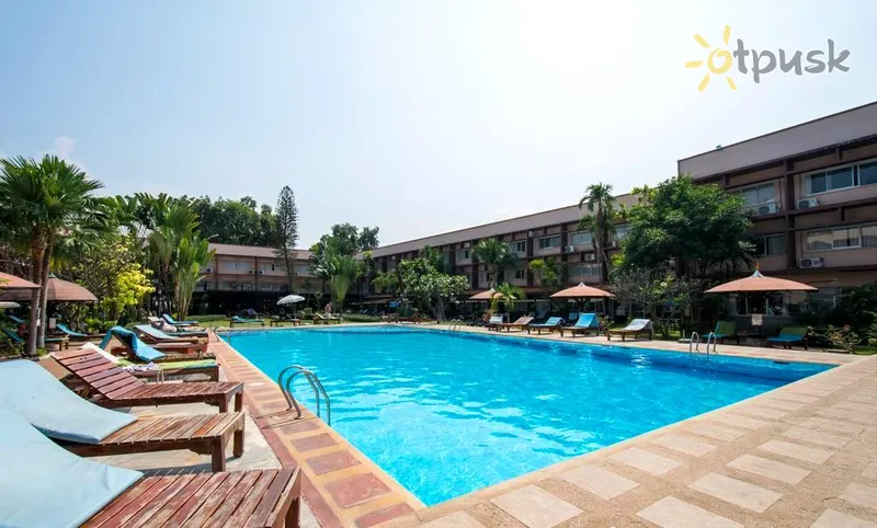Фото отеля Basaya Beach Hotel & Resort 3* Pataja Tailandas išorė ir baseinai