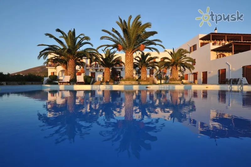 Фото отеля Eri Hotel 3* о. Парос Греція екстер'єр та басейни
