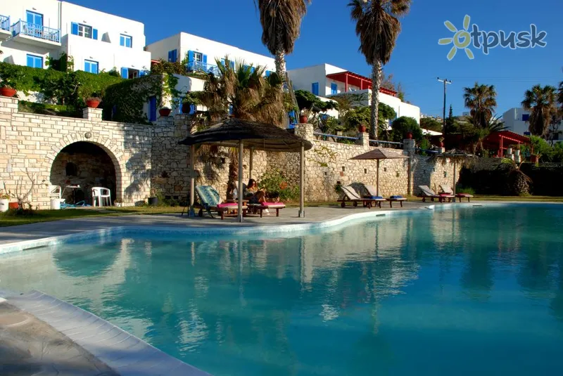 Фото отеля High Mill Hotel 3* Paros Graikija išorė ir baseinai