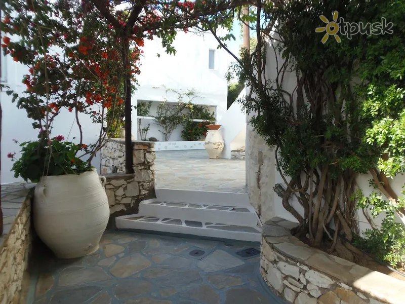 Фото отеля Manos Hotel 3* о. Парос Греция экстерьер и бассейны