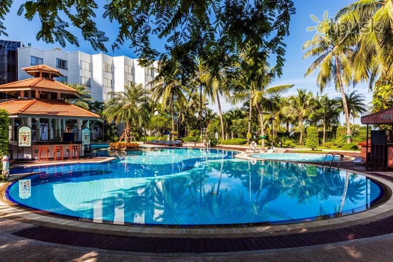 Фото отеля Cholchan Pattaya Resort 4* Паттайя Таїланд екстер'єр та басейни