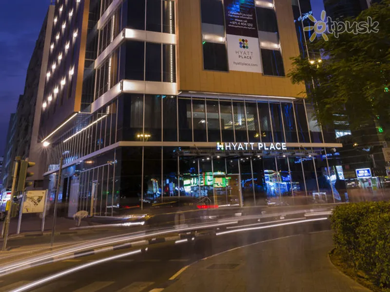 Фото отеля Hyatt Place Dubai Baniyas Square 4* Дубай ОАЭ экстерьер и бассейны