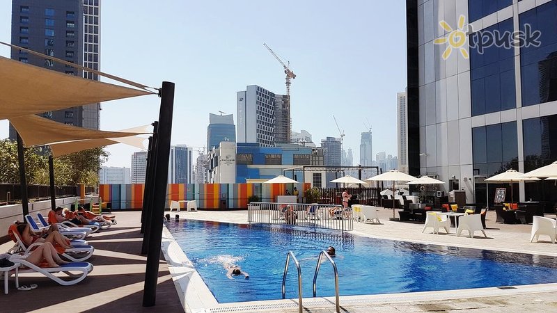 Фото отеля Millennium Central Downtown 4* Дубай ОАЭ экстерьер и бассейны