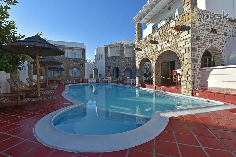 Фото отеля Zefi Hotel 4* Paros Graikija išorė ir baseinai